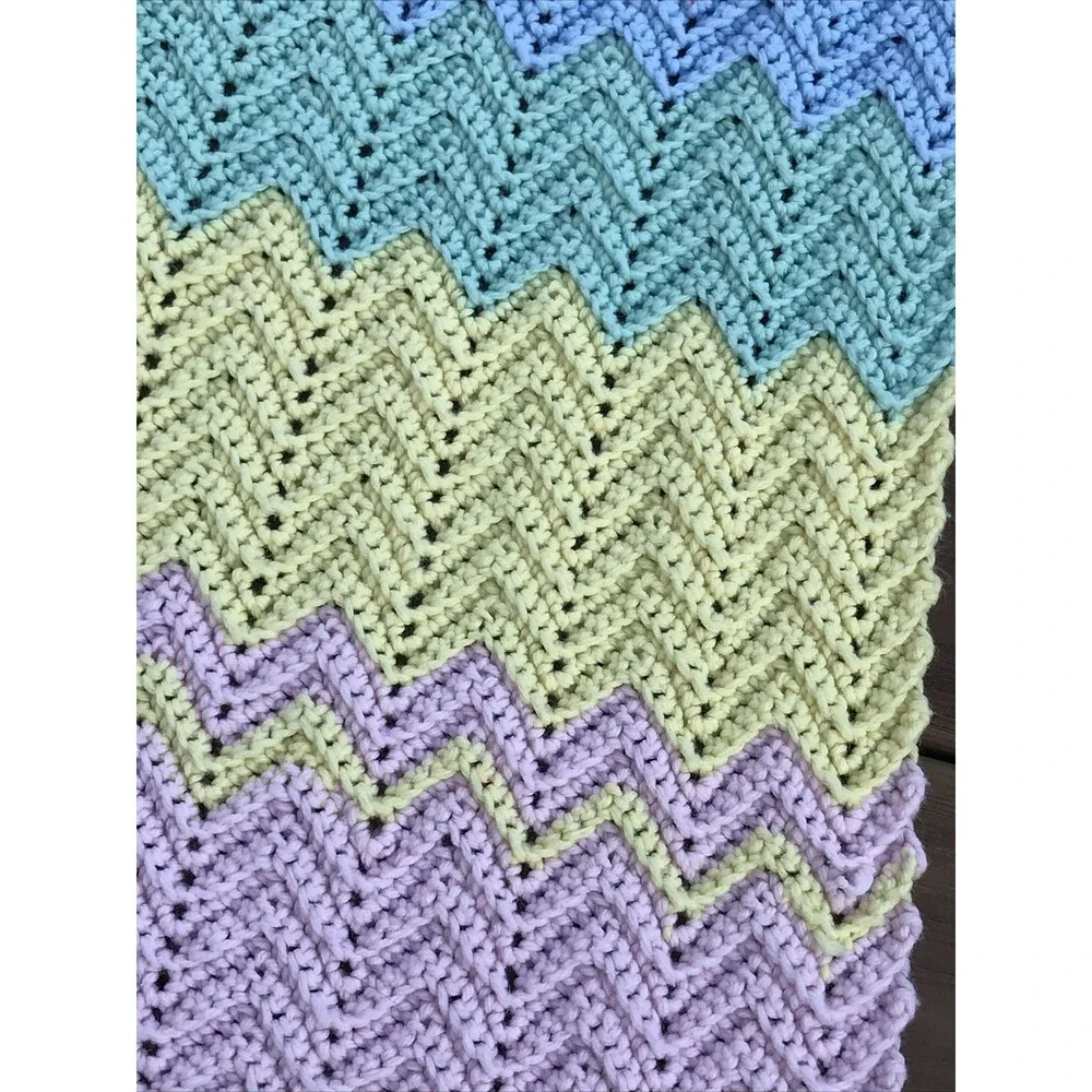Handmade vtg crochet